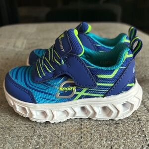 Sketchers Sport Lights Toddler sneakers size 5. NWOT